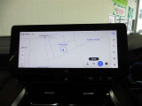 12.3インチディスプレイオーデイオ(AM/FMチューナー・Biuetooth・USB入力)が付いています。
