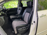運転席からの視界は良好です。操作性にも優れ、快適なドライビングをサポートします。
