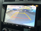 【フロント&サイド&バックカメラ】ドライバーから見にくい死角部分を映像で確認できるカメラを各所に装着。見通しがきかない場所や住宅密集地などを運転することが多い人におすすめの安心装備です。