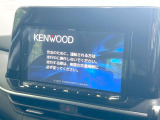 【ナビゲーション】目的地までしっかり案内してくれる使いやすいナビ。Bluetooth接続すればお持ちのスマホやMP3プレイヤーの音楽を再生可能!毎日の運転がさらに楽しくなります!!