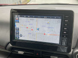 【日産純正の大画面ナビゲーション!】遠くへのお出かけする際の心強い味方です!自車位置の確認はもちろん、Bluetooth接続や機能も充実。大きな画面で各操作もしやすく安心です。
