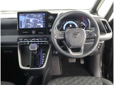 見通しのよいすっきりとした視界で、誰でも運転しやすいです。運転のしやすさは疲れにくさにも繋がりますよ♪