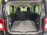 普段のお買い物や通勤、送迎等に十分な荷室スペースを確保しております。セカンドシートを倒すと、大きな荷物の積載も可能です♪