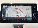 高精細な地図表示で、運転をサポート。細部まで鮮明に表示されるので、初めての道でも安心して運転できます。