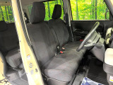 運転席シート廻りは使用感も少なく、良好な状態となっています。丁寧に使われていたことがよくわかりますね。