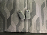 電子キーが二つ付いております。