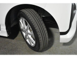 タイヤサイズは155/65R14です