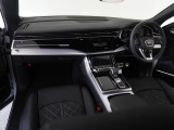 指定工場で車検までご対応可能。6ベイを完備したサービス工場を併設し、快適なAudiライフをサポートします。詳しくは0078-6002-900146中古車スタッフまで