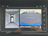 【 全方位カメラ 】上から見下ろしたように駐車が可能です。安心して縦列駐車も可能です♪