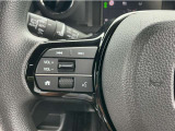【ステリモ】ステアリングリモコンスイッチにてオーディオ操作可能となっており、運転にも集中できます。少しでも視線移動を減らし事故に遭う確率を下げます。