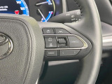【レーダークルーズコントロール】高速道路での長距離走行が楽に!!自動で速度を保つクルーズコントロールが、衝突軽減システムと連携し、前方の車両を感知して車間を保つように速度調節してくれます!!
