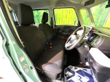 運転席シート廻りは使用感も少なく、良好な状態となっています。丁寧に使われていたことがよくわかりますね。