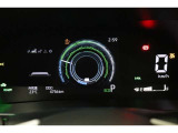 マルチインフォメーションディスプレイ付きのメーターです!エコ運転へ導く多彩な情報を表示してくれます。