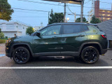 台形のホイールハウスもJeepの特徴。横から見てもJeepだとわかりますね!