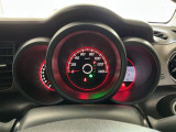 車が大好きなスタッフが心をこめて接客いたします。お客様一人一人のお車に対する思いや気持ちをうかがい、充実した時間が過ごせるよう努めます。