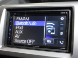 ディスプレイオーディオはCDプレーヤー・AM/FMチューナーとBluetoothがご使用いただけます。お好みの音楽を聞きながらのドライブは楽しさ倍増ですね!