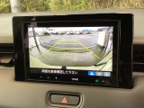 バックも安心のバックカメラ付いています。バックカメラがあると、いつでも安全にバックできますね。死角も減ります。