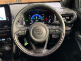 【純正革巻きステアリング】上質な革を使用することで、手にしっかり馴染みとても運転しやすいハンドルです♪
