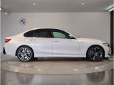 【ボディデザイン】スタイリングの美しさはプロポーションで決まります☆ショートオーバーハング☆ロング・ホイルベース☆ホフマイスター・キンク☆BMWはボディデザインの拘りを随所に取り込んでおります!