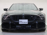 【キドニーグリル】BMWの代名詞。一目見ただけでBMWであると認識できる確固たるアイコンとして存在感を放ちます。