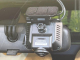 【ドライブレコーダー】ドライブレコーダー装備!走行中はもちろん、あおり運転や事故に遭遇した際、映像で記録し、万一のリスクに備えます。※記録用SDカードはお客様ご自身でご準備いただく必要があります。