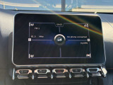 リアルスポーツカーらしく様々な機能や車両コンディションをリアルタイムでドライバーに伝える。