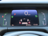 シンプルで視認性の良いメーター類です 。