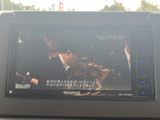 停車中にテレビや映像を楽しめます。休憩時間に動画を見るなど、待ち時間を有効活用できます。