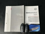 メンテナンスノート、取扱説明書付いています!おクルマの情報が、ギュッと凝縮★ 今までの整備記録が記載されている、大事な物です★