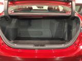 トランクスペースも広々です! お出かけ等の大きな荷物も沢山詰め込めます。