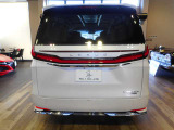 弊社では全車AIS(検査専門機関)の査定を受けており、300項目以上を検査したAISの車両品質評価書を付けてお渡しいたします。