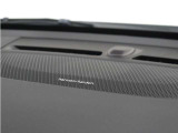 【harman/kardon】世界のオーディオファン垂涎のプレミアムサウンドシステムを搭載。原音に近い音場空間を忠実に再現。乗る人すべてに最良の音響体験を提供します。