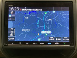 ナビゲーションはフルセグTV、インターナビ対応のGathers純正メモリーナビを搭載しています。Bluetoothオーディオ機能がありますので、スマートフォンなどの音楽も再生できます。