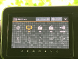 様々なソースに対応し、高音質なサウンドを楽しめます。お好みの音楽を聴いて、ドライブを盛り上げましょう。