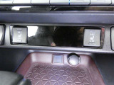 運転席/助手席シートヒーター付きです。寒い日も快適なドライブが楽しめます♪