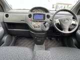 見通しのよいすっきりとした視界で、誰でも運転しやすいです。運転のしやすさは疲れにくさにも繋がりますよ♪