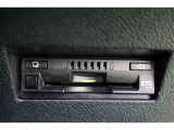 ボイスタイプのETC搭載。高速道路出入口もスマートに通過! 今やマストアイテムですね。納車前には使用できるようにセットアップをさせていただきます。ETCカードの取扱もしておりますのでご相談ください。