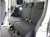 ゆとりある広々とした車内空間は、ドライブを始め買い物やレジャーなど、幅広く活躍します。一人でもみんなとでもお出かけを楽しみましょう!