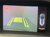 【パークアシスト・カメラ】駐車時に後方がリアルタイム映像で確認できます。大型商業施設や立体駐車場での駐車時や、夜間のバック時に大活躍!運転スキルに関わらず、今や必須となった装備のひとつです!