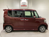 購入後も自社指定整備工場完備でお客様の愛車をしっかりサポート致します!御納車時には安全かつ安心してお乗り頂けるようホンダ専門知識を持つ整備スタッフが点検・整備・装備も説明をしてお渡ししております。