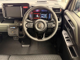 このハンドルを握った時に、車を所有している優越感を味わえますね