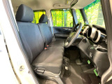 運転席シート廻りは使用感も少なく、良好な状態となっています。丁寧に使われていたことがよくわかりますね。
