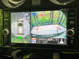 【アラウンドビューモニター】専用のカメラにより、上から見下ろしたような視点で360度クルマの周囲を確認することができます☆死角部分も確認しやすく、狭い場所での切り返しや駐車もスムーズに行えます。