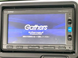 【純正ナビ】人気の純正ナビを装備しております。ナビの使いやすさはもちろん、オーディオ機能も充実!キャンプや旅行はもちろん、通勤や買い物など普段のドライブも楽しくなるはず♪