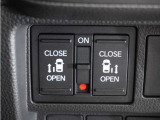 ◆両側電動スライドドア◆狭い駐車場でも乗り降りが楽々♪お子様が隣の車にドアを当ててしまう心配もございません!小さなお子様連れの方もこれで安心。