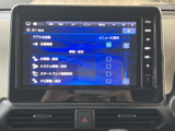 様々な情報を分かりやすく表示。車両設定や運転状況を確認できます。安全運転をサポートする機能も充実。快適なドライブをサポートします。