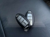 急にドアミラーが動かなくなった!エンジンの調子がおかしい?安心して愛車に乗れる『ワイド保証』 :走行距離無制限!大切な愛車のパーツを1年間無料で保証!