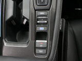 【電子制御パーキング+ブレーキホールド】便利なスイッチ式のサイドブレーキ!停車中にブレーキペダルを踏み続けなくても自動的にブレーキを保持する機能も搭載♪
