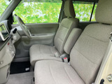 運転しやすい位置に配置された操作系は、直感的に操作可能。運転に集中できる、シンプルな空間です。
