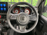 【ステアリングスイッチ】運転中、前方から目線をそらすことなく、オーディオ等の操作が可能な便利機能!安心&快適なドライブを演出してくれます♪
